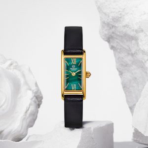 Vintage-Style Green Watch for Women