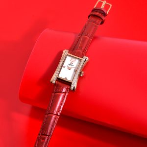Modern minimalist women's watch