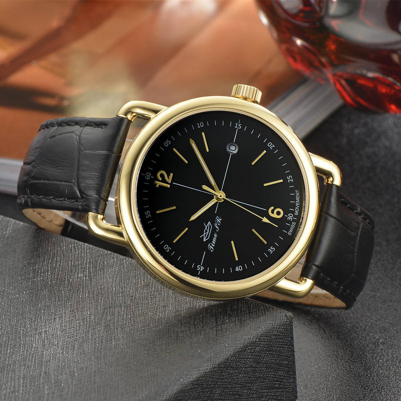 Men's classic quartz watch with black dial and leather strap